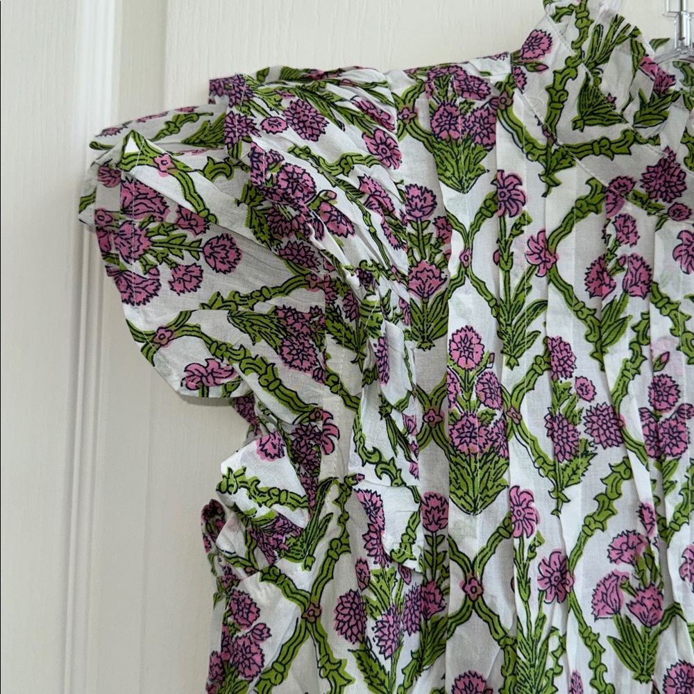 Floral Ruffle Sleeve Blouse - Picture 2 of 12